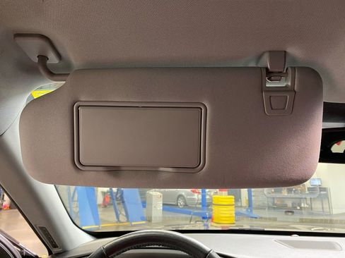 Used 2021 Ford Explorer Limited w/ Equipment Group 301A image 33