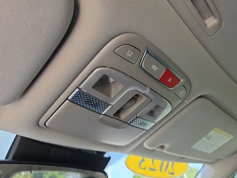 Used 2023 Kia Telluride EX w/ EX Captain's Chair Package FWD image 32