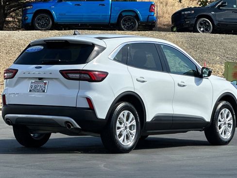 Certified 2023 Ford Escape Active AWD/4WD image 5