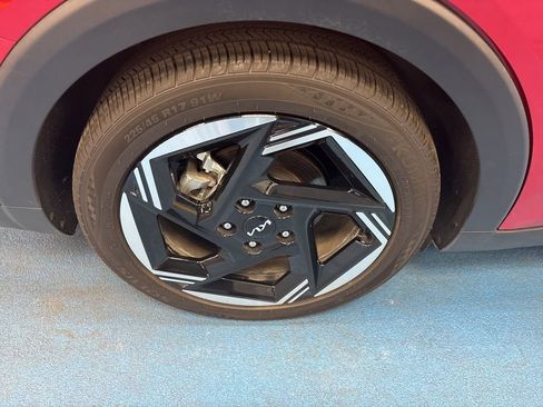 Used 2025 Kia K4 EX image 5