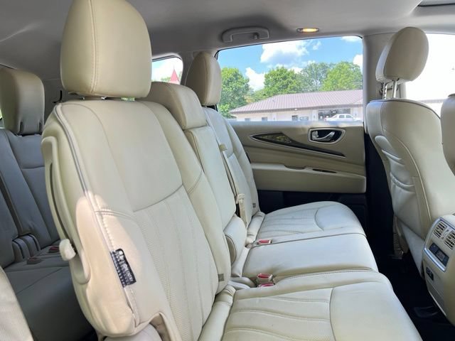 Used 2019 INFINITI QX60 Luxe w/ Essential Package AWD/4WD image 18