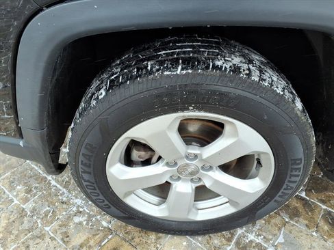 Used 2020 Jeep Compass Latitude w/ Cold Weather Group image 24