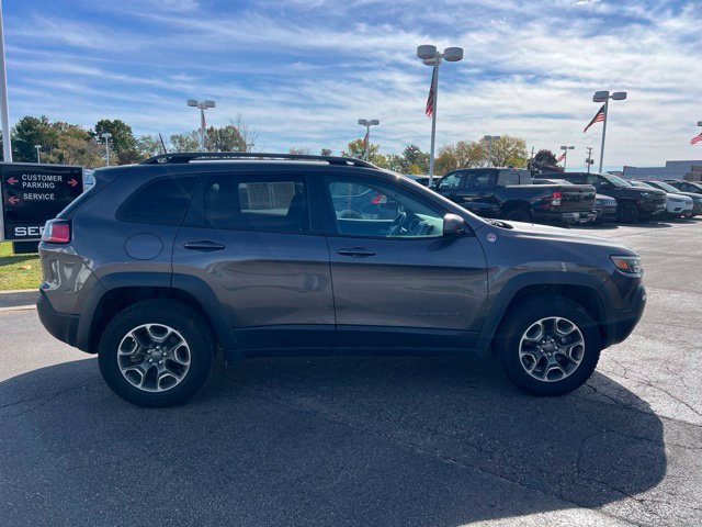 Used 2020 Jeep Cherokee Trailhawk w/ Cold Weather Group AWD/4WD image 4