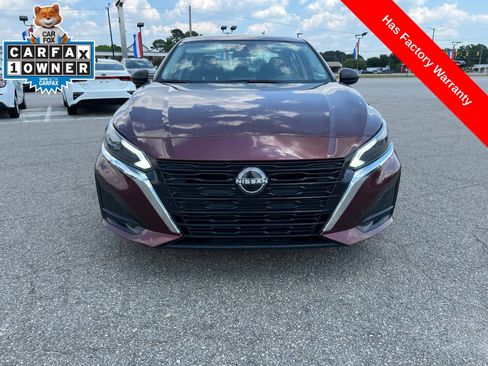 Used 2024 Nissan Altima 2.5 SV FWD image 8