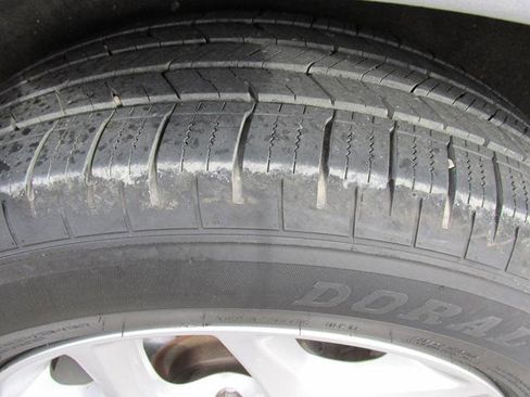 Used 2020 Chrysler Pacifica Limited image 8