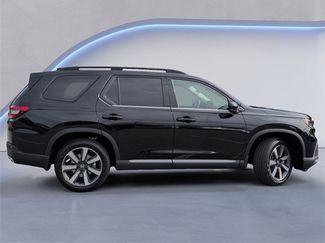 New 2025 Honda Pilot Elite video 3