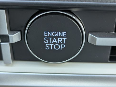 New 2026 Hyundai Santa Fe SE image 30