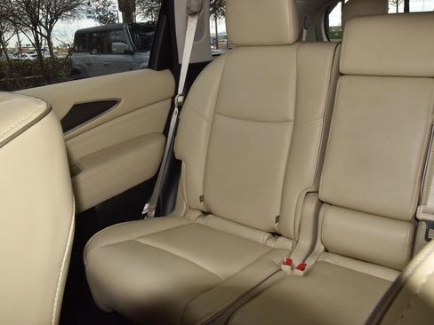 Used 2020 INFINITI QX60 Luxe image 20