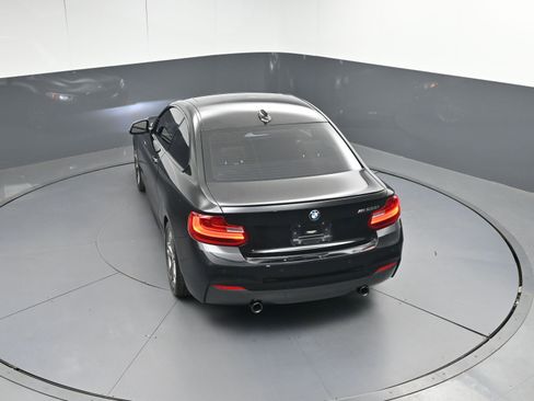 Used 2016 BMW M235i Coupe image 37