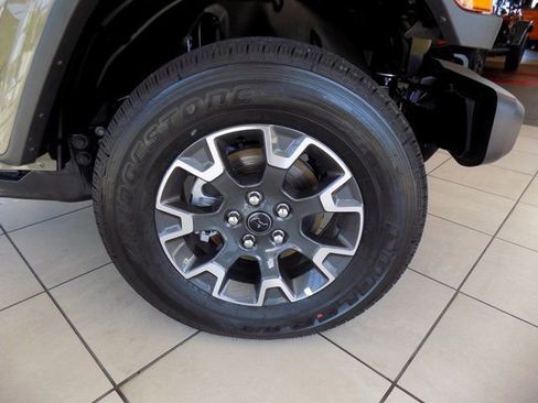 New 2026 Jeep Gladiator Sport image 10