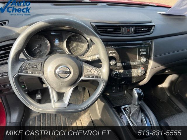 Used 2017 Nissan Rogue S AWD/4WD image 7