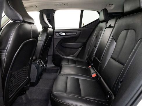 Used 2024 Volvo XC40 B5 Plus w/ Climate Package image 22