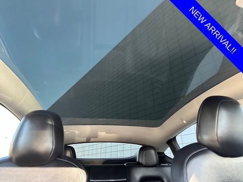 Used 2022 Tesla Model Y Performance AWD/4WD image 20