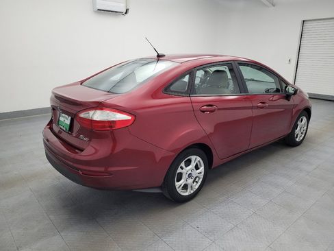 Used 2015 Ford Fiesta SE image 10