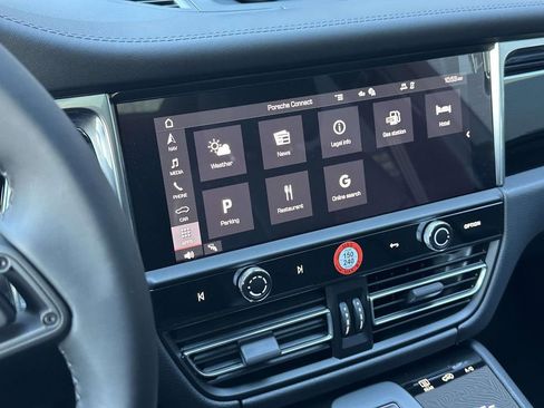 New 2026 Porsche Macan image 26