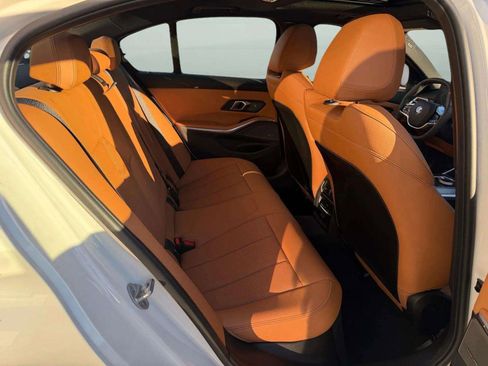 Used 2025 BMW 330i xDrive Sedan w/ M Sport Package image 17