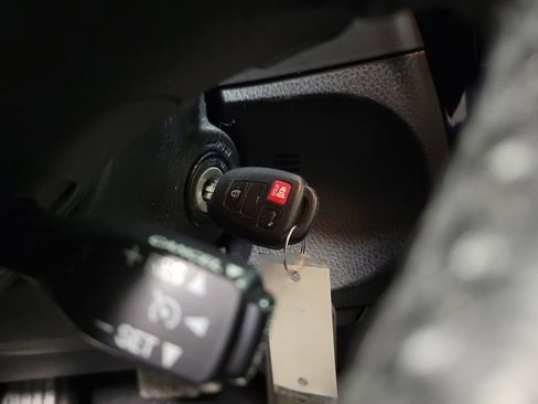 Used 2014 Toyota Corolla S image 15