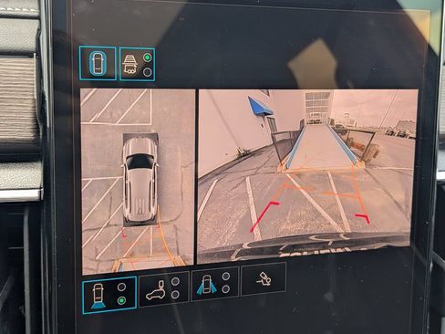 Used 2025 GMC Acadia Denali w/ LPO, Floor Liner Package AWD/4WD image 26