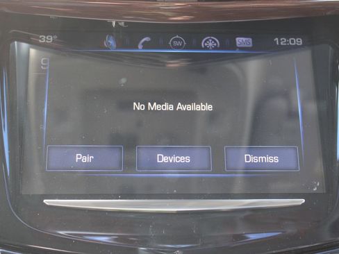 Used 2020 Cadillac Escalade Premium Luxury image 15