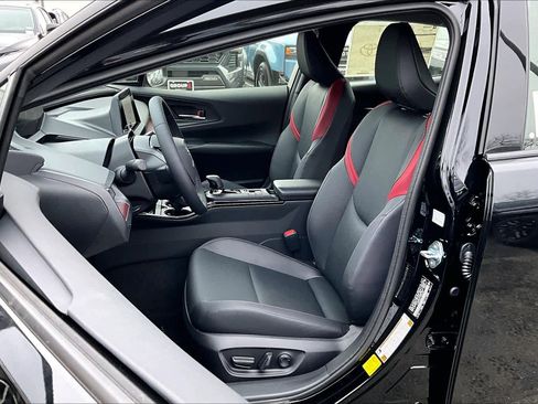 New 2026 Toyota Prius Plug-In Hybrid image 9