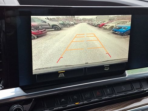 Used 2023 Chevrolet Silverado 1500 LT Trail Boss w/ Protection Package image 17