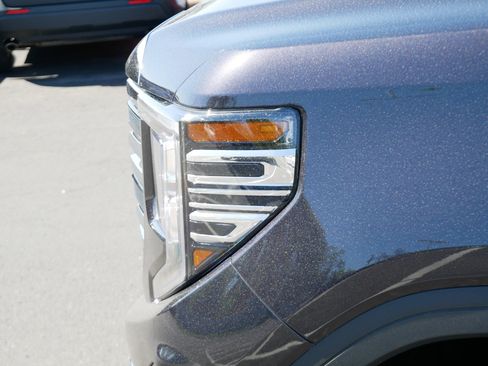 Used 2024 GMC Sierra 1500 SLT w/ SLT Premium Plus Package AWD/4WD image 16