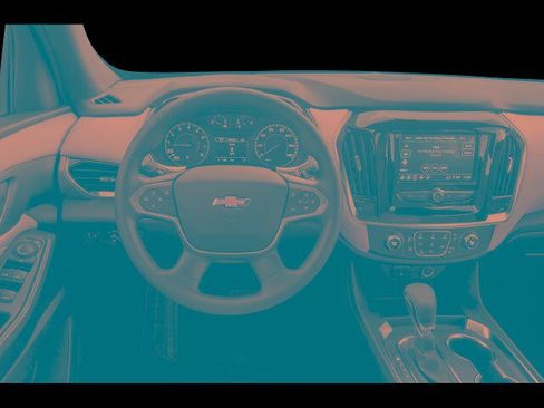 Used 2023 Chevrolet Traverse LT image 4