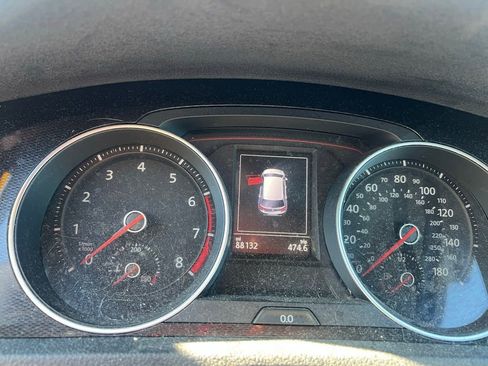 Used 2015 Volkswagen GTI Autobahn image 2