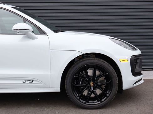 New 2026 Porsche Macan GTS AWD/4WD image 11