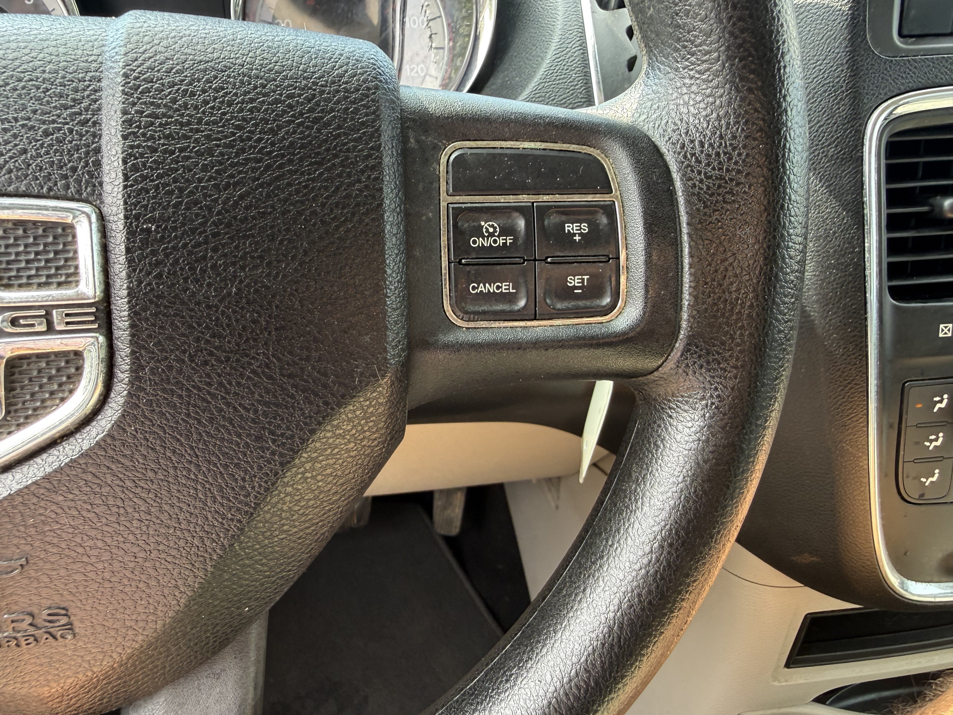 Used 2011 Dodge Grand Caravan Mainstreet FWD image 21