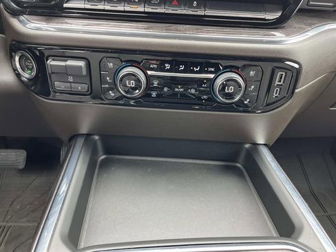 Used 2024 Chevrolet Silverado 3500 LTZ w/ LTZ Plus Package image 15