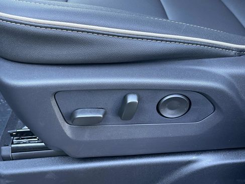 New 2026 GMC Yukon Elevation image 20