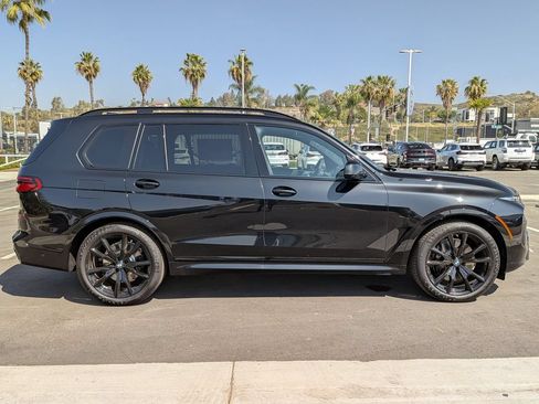 New 2026 BMW X7 xDrive40i w/ M Sport Package AWD/4WD image 3