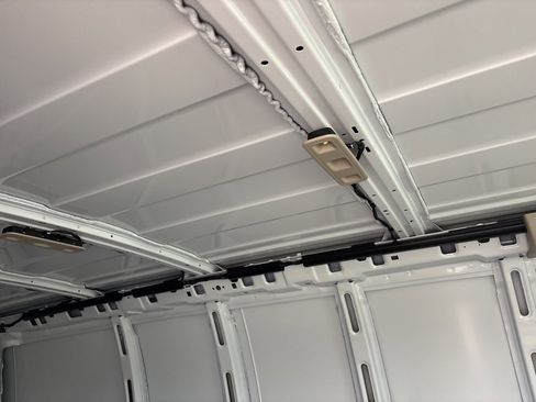 New 2025 Chevrolet Express 2500 image 9