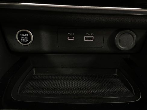 Used 2023 Nissan Rogue S image 24