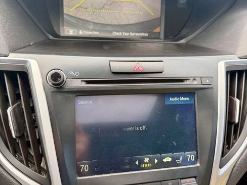Used 2018 Acura TLX FWD image 32