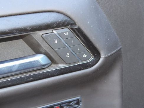 Used 2024 GMC Sierra 1500 AT4X image 21