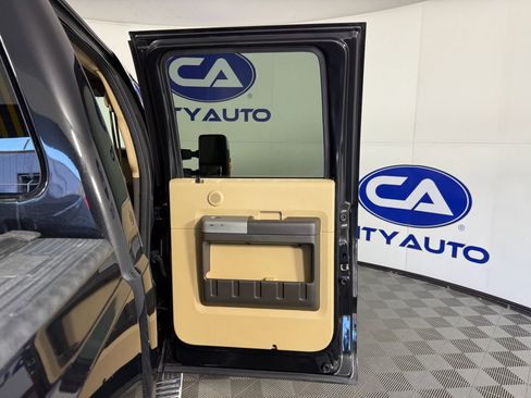 Used 2015 Ford F250 Lariat w/ Chrome Package image 12