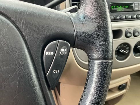 Used 2003 Ford Escape Limited image 22