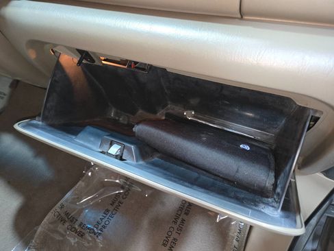 Used 2004 Ford Excursion Limited image 83