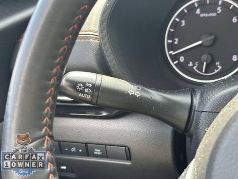 Used 2024 Nissan Sentra SR w/ SR Premium Package FWD image 28