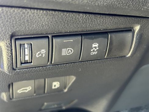 Used 2025 Toyota Corolla Cross AWD Hybrid image 26