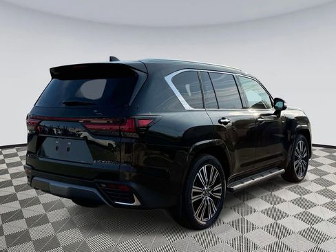Used 2026 Lexus LX 700h Luxury w/ Accessory Package (Z1) AWD/4WD image 2