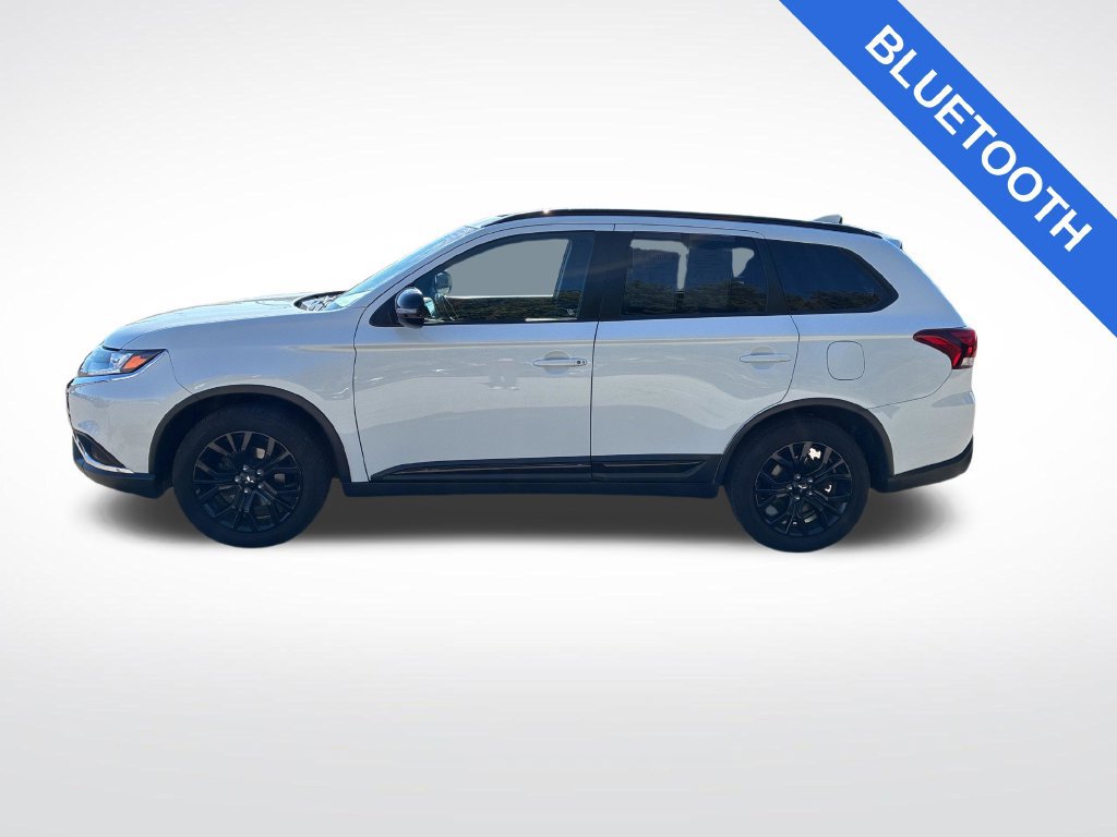 Used 2019 Mitsubishi Outlander SE AWD/4WD image 6