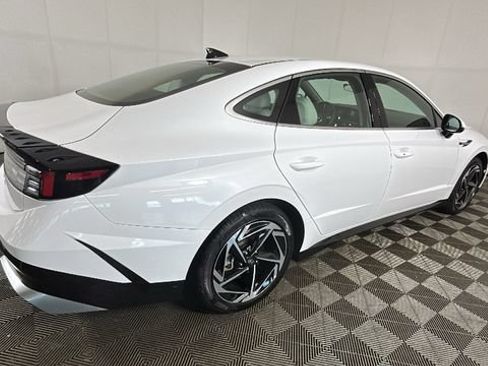 Certified 2026 Hyundai Sonata SEL FWD image 2