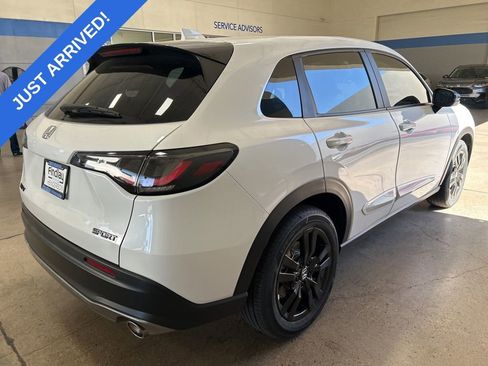 Certified 2026 Honda HR-V Sport image 3
