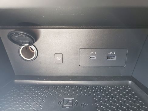 New 2025 Nissan Pathfinder SL w/ Black Appearance Package image 33