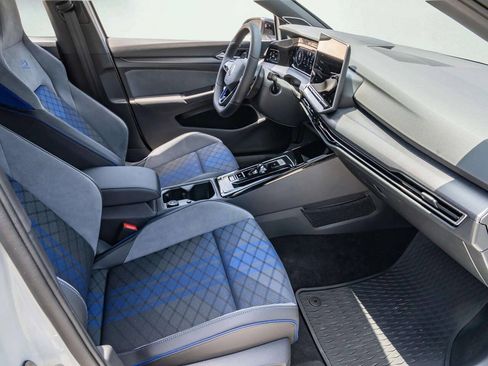 Used 2026 Volkswagen Golf w/ Euro Style Package AWD/4WD image 19