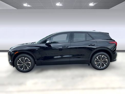 New 2025 Chevrolet Blazer EV LT AWD/4WD image 2