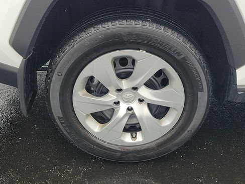 Certified 2023 Toyota RAV4 LE image 6